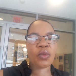 Meet your Posher, Mia